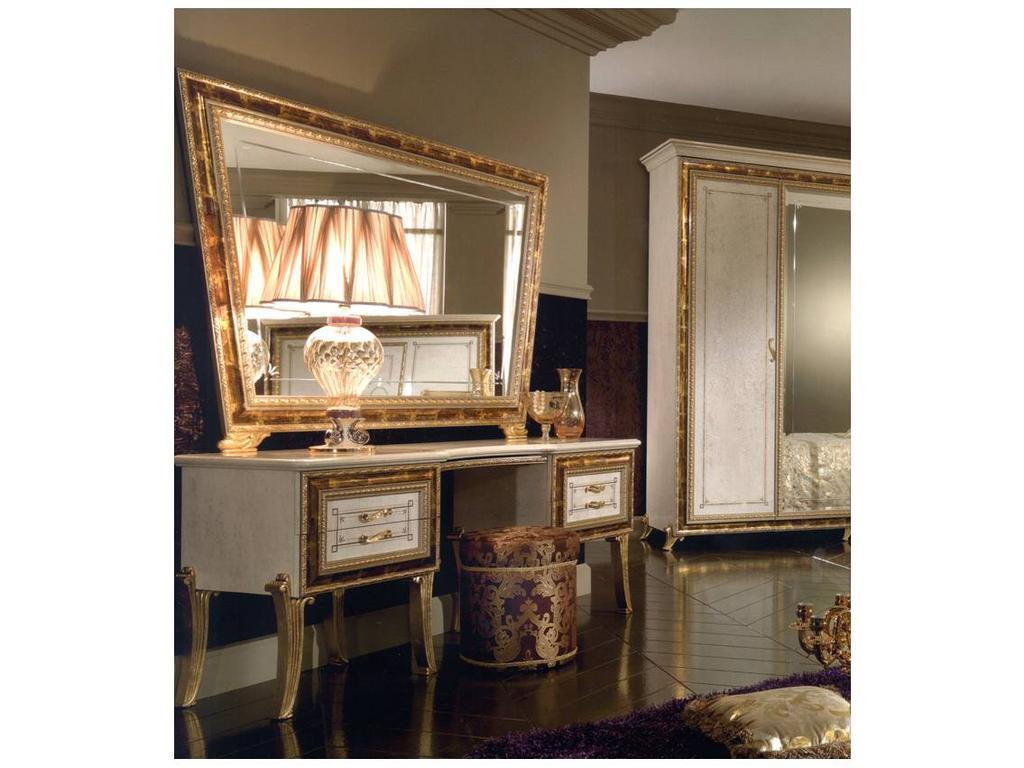 Arredo Classic: пуф(слоновая кость)