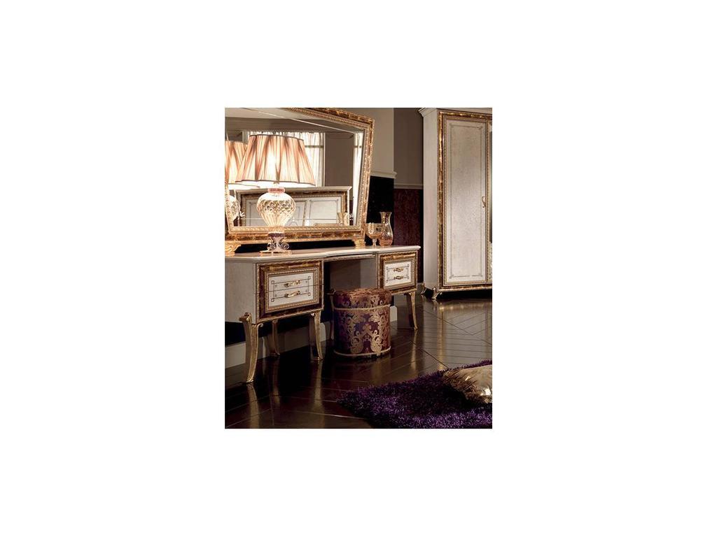Arredo Classic: пуф(ткань кат.В)