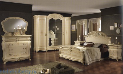Спальня в классическом стиле Италия