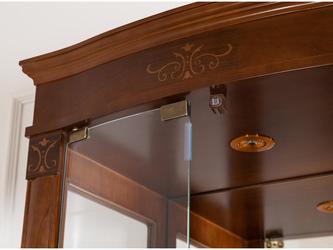 Muebles Panamar: витрина 2-х дверная(орех)