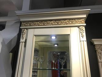 БМ: витрина 1 дверная(ваниль, золото)
