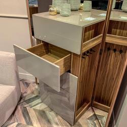 Mod Interiors: комод высокий(орех, серый)
